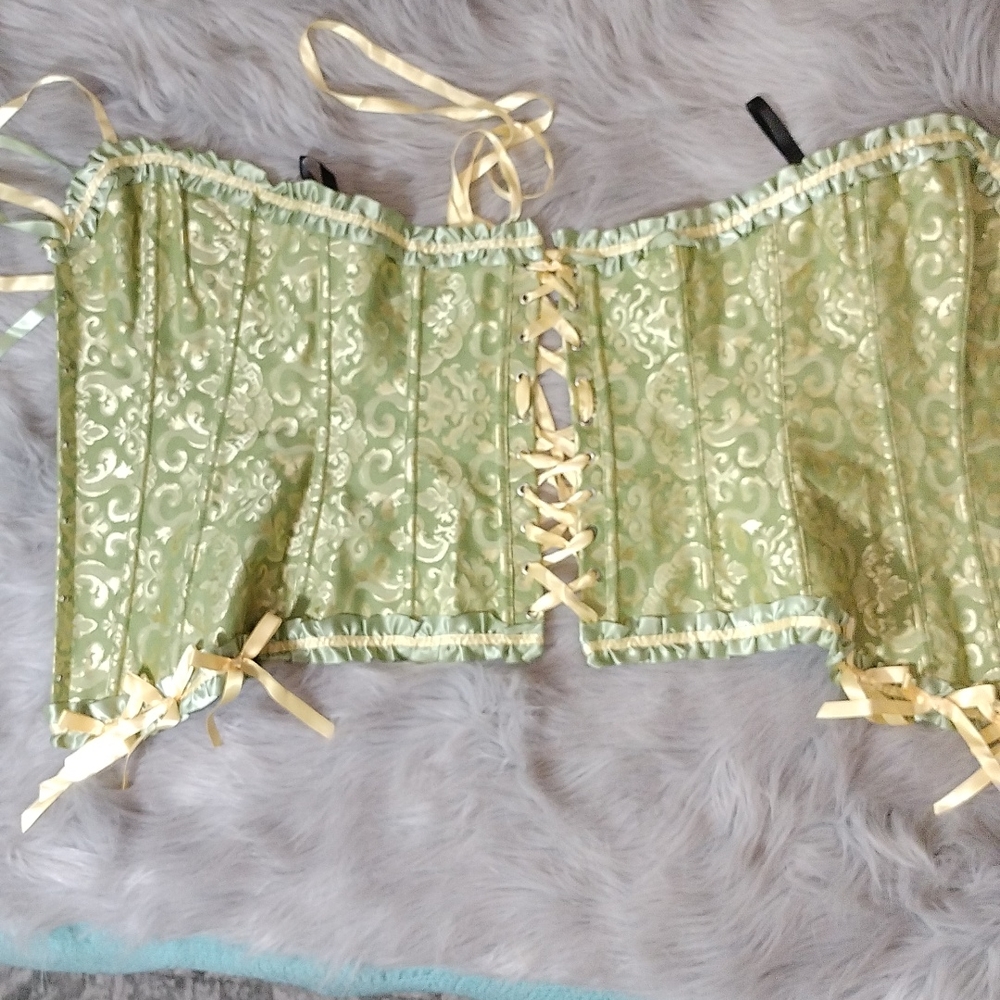 Ladies Medium Corset